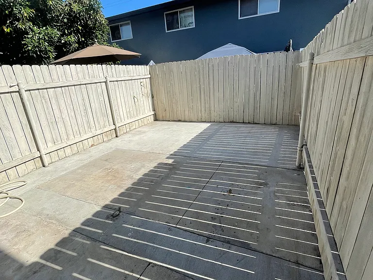206 S McCoy Rd — Photo 12