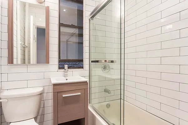 Rented by MNS | media 28