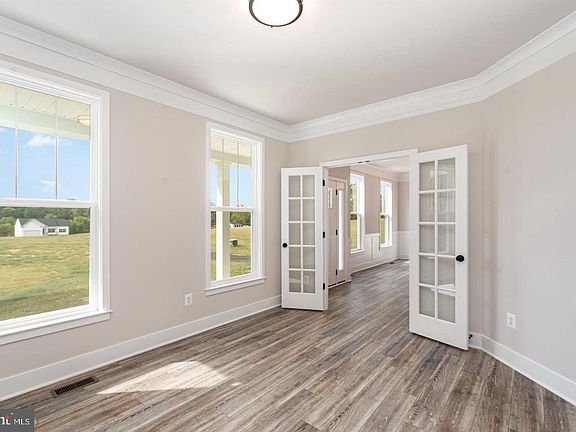 5th image of 165 Butler Rd
