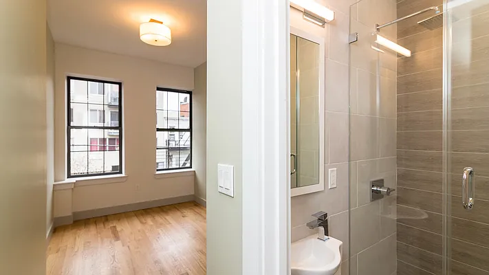 Rented by Nooklyn NYC LLC | media 16