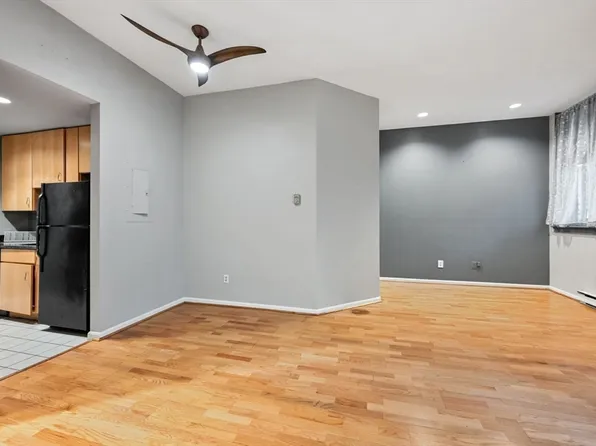 350 W 4th St APT 103, South Boston, MA 02127