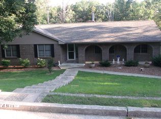 4911 Sharon Dr, Jefferson City, MO 65109