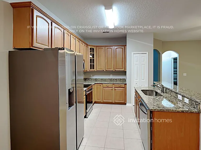 101 Calabria Springs Cv — Photo 10