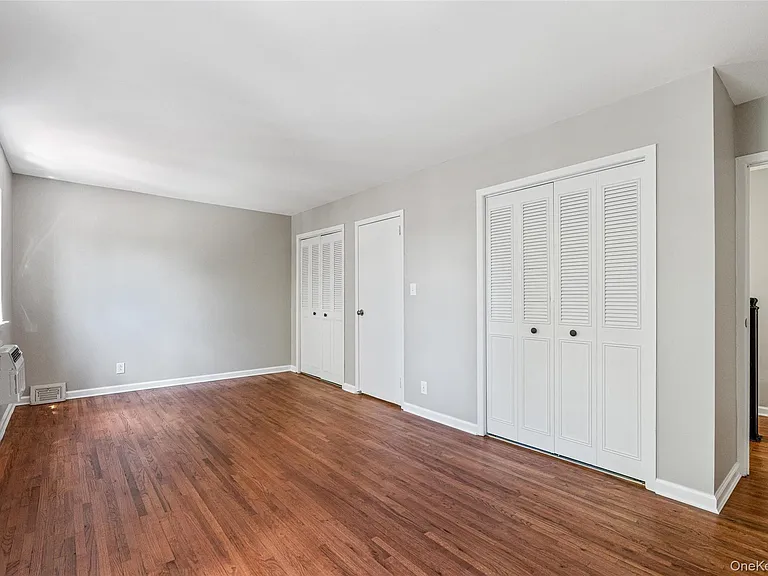 175-03 Peck Ave #2 — Photo 13