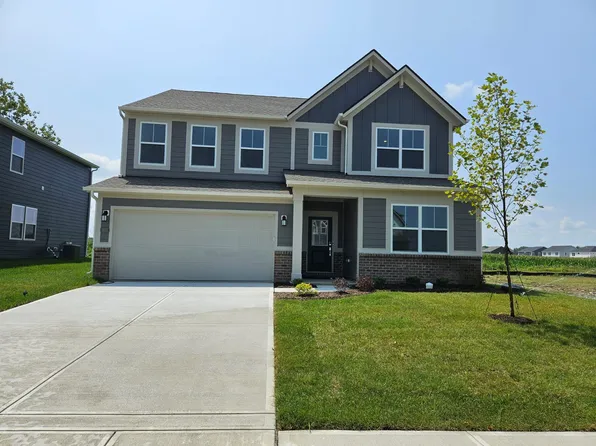 5823 Summertree Pl, Whitestown, IN 46075