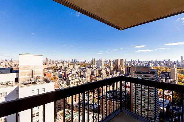 Rented by Mirador Real Estate | media 33