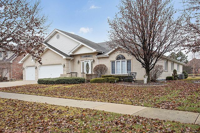 1st image of 8112 Mallow Dr