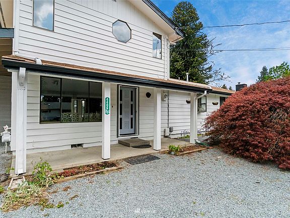 2nd image of 4406 22nd Ave SE