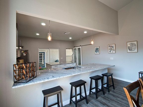4th image of 8918 Wexford St #8918