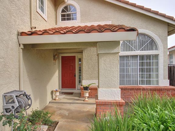 2nd image of 9131 Newport West Way