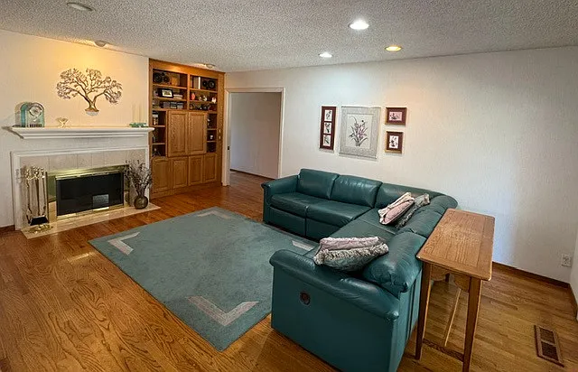Family Room - open to kitchen