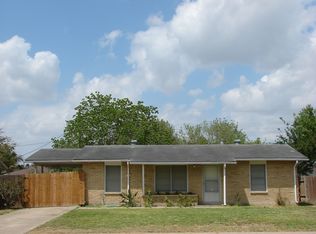 105 E Flynn Ave, Harlingen, TX 78550