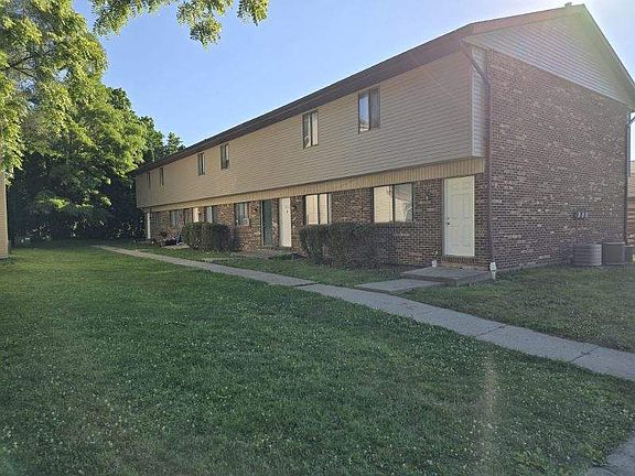 5th image of 5124 W Canterbury Dr #2B-1Ba-900Sqft