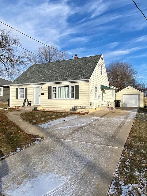 1525 Lincoln Hts