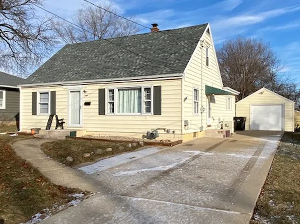 1525 Lincoln Hts, Beloit, WI 53511