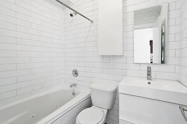 Rented by Shape Capital | media 10