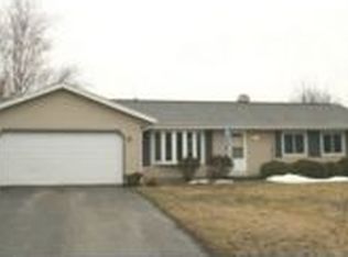 3334 Berkshire Rd, Janesville, WI 53546