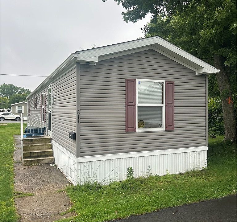 1st image of 611 C St