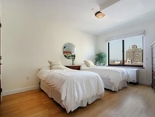 Sold by Corcoran | media 19