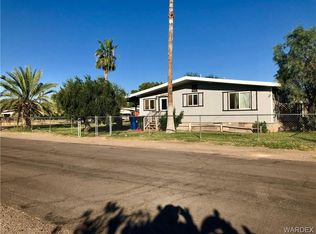 711 Daisy Dr, Bullhead City, AZ 86442