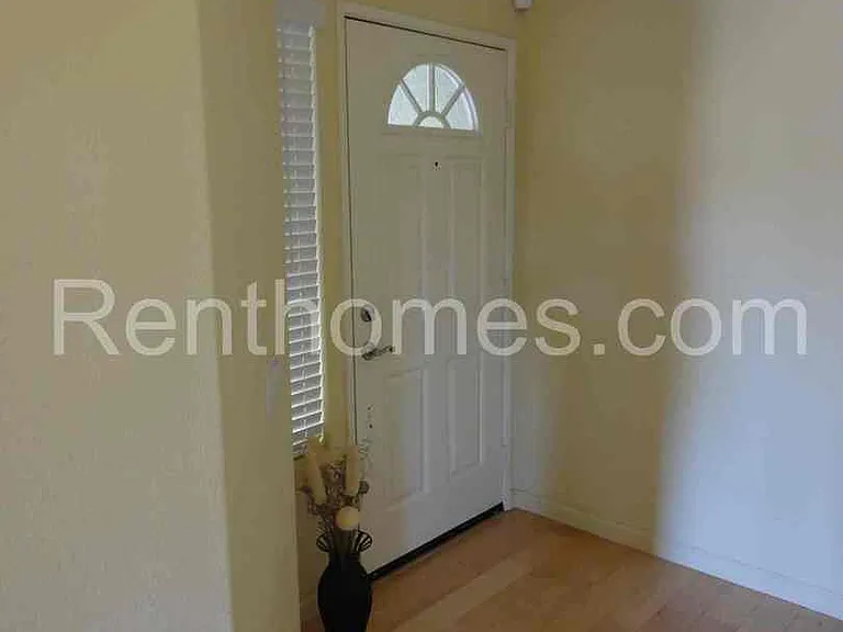 12344 Springwater Point — Photo 2