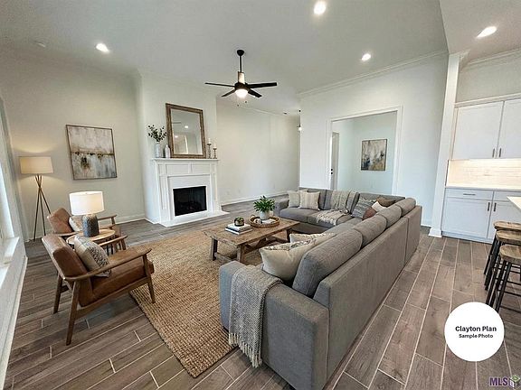 2nd image of 604 Elk Rdg