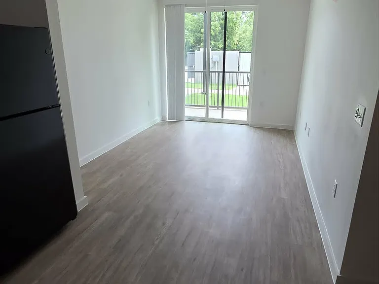 Memorial Apartments — Photo 27