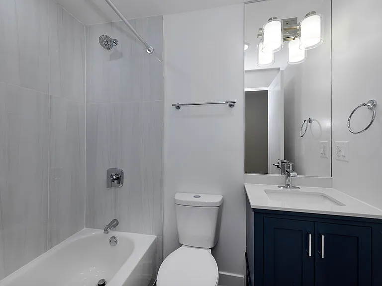 2158 W 18th St #1 — Photo 18