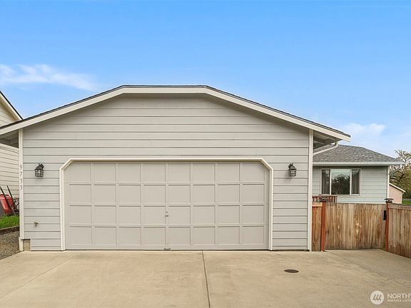 2nd image of 9733 65th Drive NE