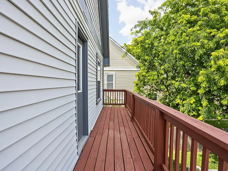 2213 N Talbott St — Photo 16