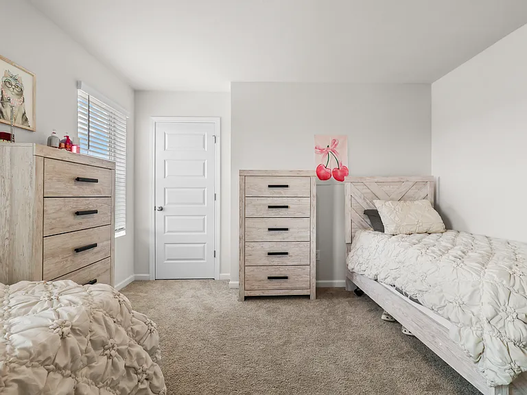 901 Moray Ln — Photo 23