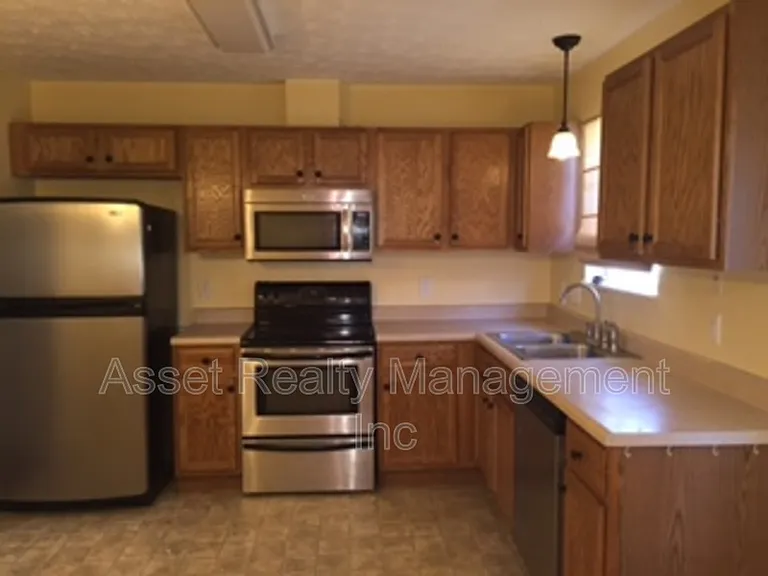 8212 Tangle Grove Ln — Photo 7