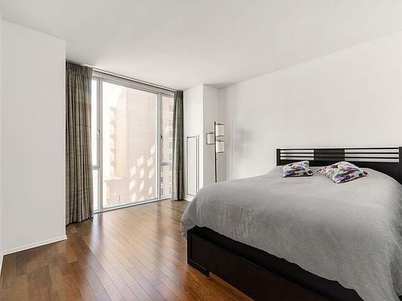 5th image of 110 3rd Ave APT 10A