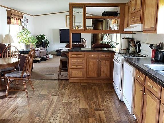 5th image of 503 Finley Cir