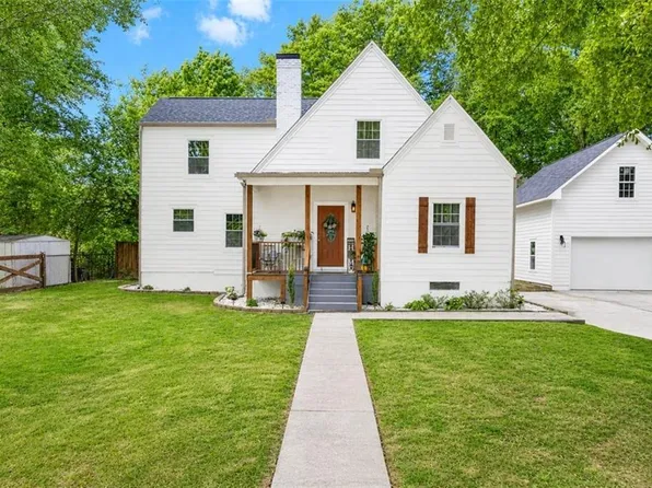 8247 Eunice St, Douglasville, GA 30134