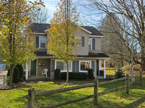 142-144 Meadville St, Edinboro, PA 16412