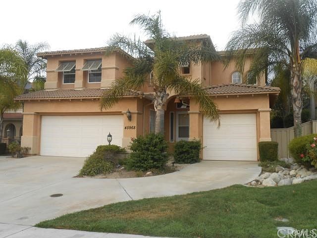1st image of 45968 Paseo Gallante
