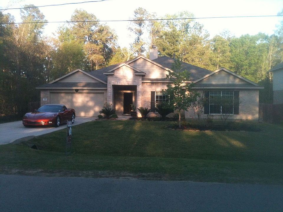 2nd image of 814 Wiley Dr