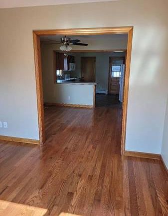 5th image of 327 24th St #B