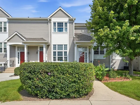 2917 Shelly Ln #2917, Aurora, IL 60504