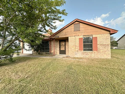 2416 Grasslands Dr Photo 1