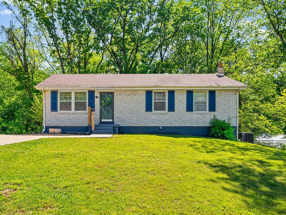 1st image of 450 Oriole Cir