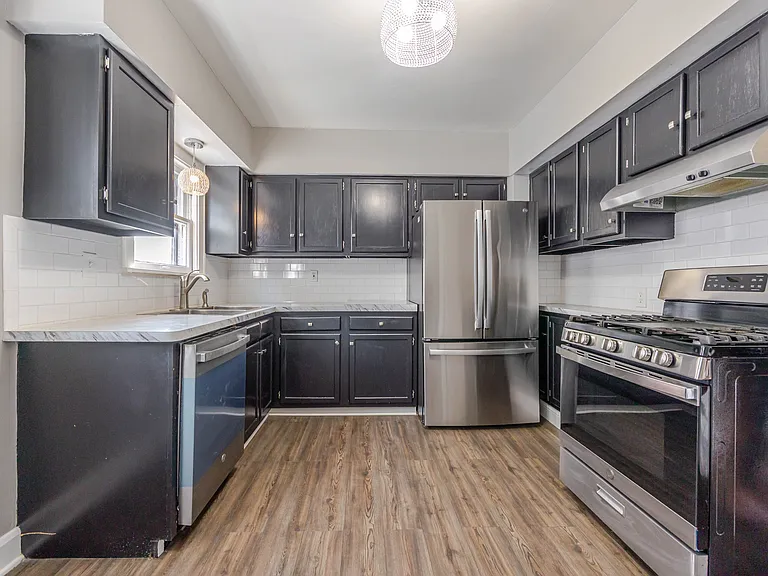 3631 Rolliston Rd #UP — Photo 1