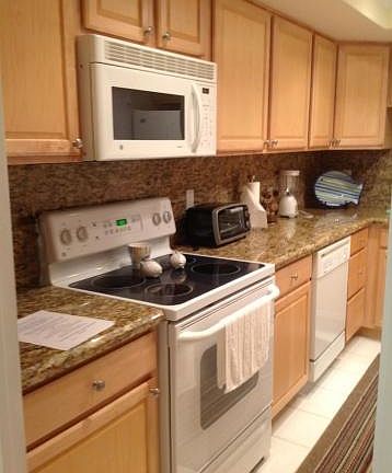 2nd image of 3230 S Ocean Blvd