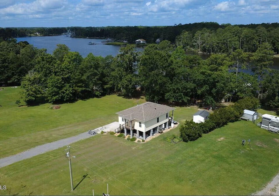 1st image of 297 Snug Harbor Lane