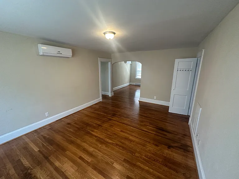 311 Lucile Ave #1 — Photo 4