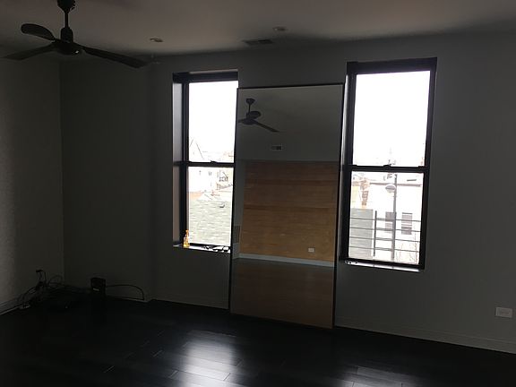 5th image of 2200 W 23rd St APT 3R
