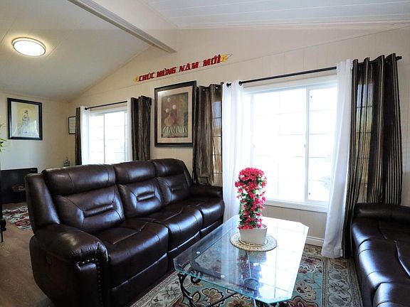 3rd image of 210 Chateau La Salle Dr #210