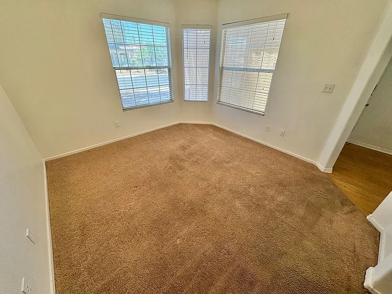 1396 Dragon Rock Dr — Photo 18