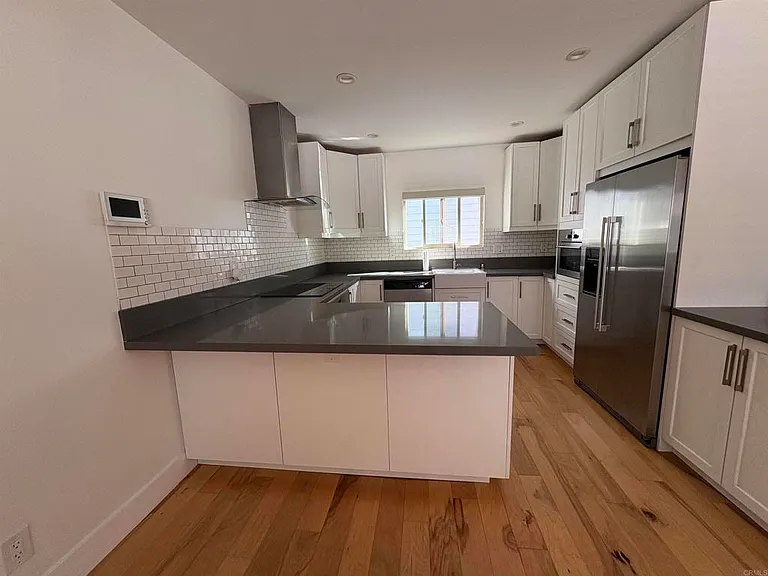 455 Orange Ave #C — Photo 7